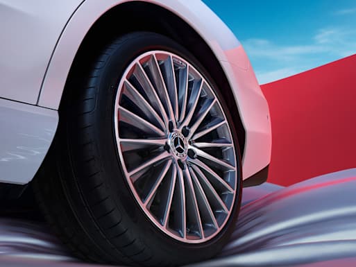 48.3 cm (19-inch) AMG multi-spoke light-alloy wheels