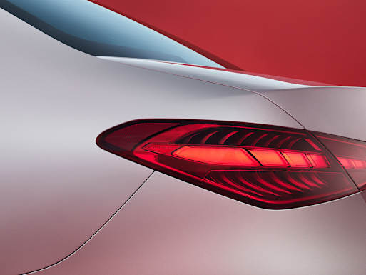 Striking rear end and two-section tail lights