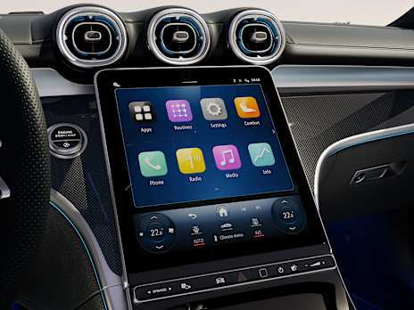 30.2 cm (11.9-inch) central display