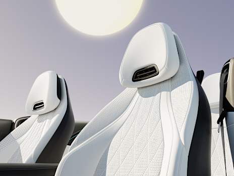 Elegantly designed multicontour with integrated speakers