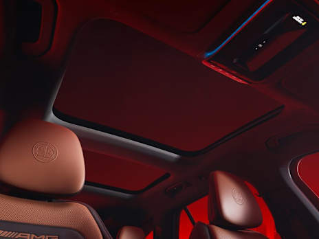 Panoramic sliding sunroof
