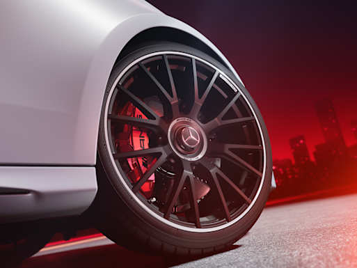 53.3 cm (21") wheels with red brake callipers