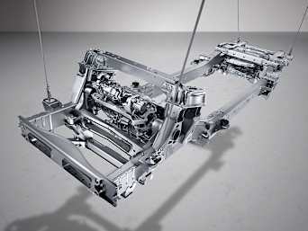 Ladder frame with integrated battery for low centre of gravity