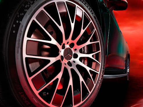 AMG multi-spoke light-alloy wheels
