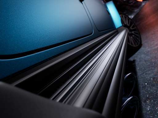MANUFAKTUR running boards in black