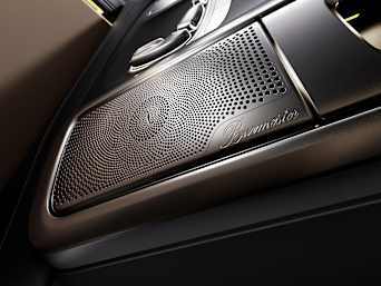MBUX High-End Rear Seat Entertainment System