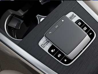 Temperature-controlled cup holder