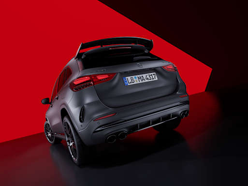 AMG-specific rear end (GLA 45 S 4MATIC+)