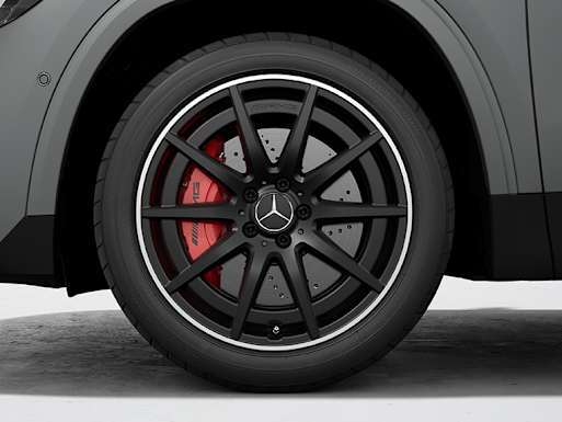 48.3 cm (19-inch) AMG 10-spoke light-alloy wheels
