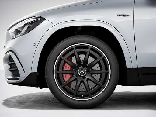 Red brake callipers