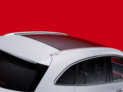 Panoramic sliding sunroof