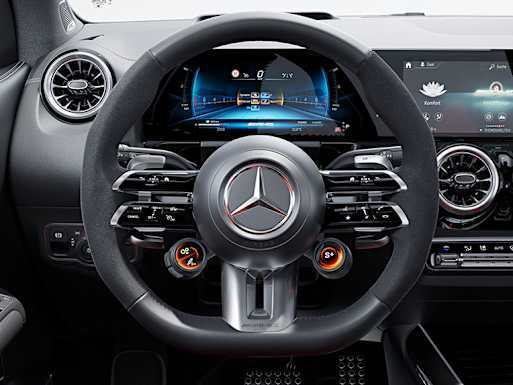 AMG Performance steering wheel in nappa leather