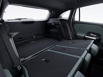 Rear seats with adjustable length