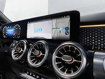 Digital Extra: MBUX Augmented Reality for Navigation