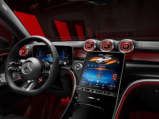 AMG-specific instrument cluster and digital instrument display
