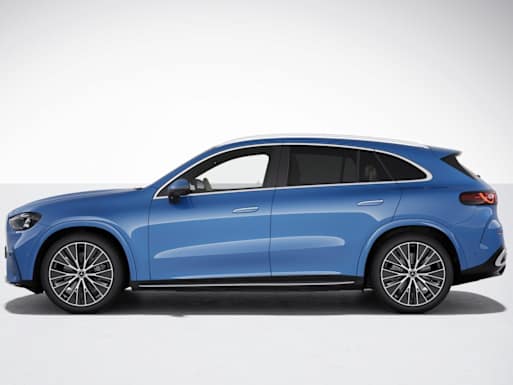 SUV-typical side view with coupé-like silhouette.