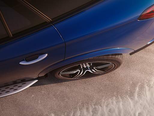 AIRMATIC with rear axle steering