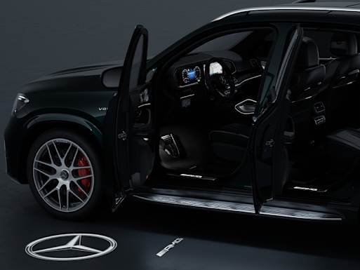Surround lighting with animated projection of the AMG logo