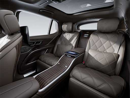 Striking luxury: MANUFAKTUR Leather package