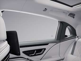 Comfort doors in the rear