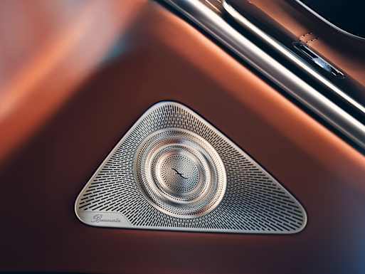 Burmester® high-end 4D surround sound system