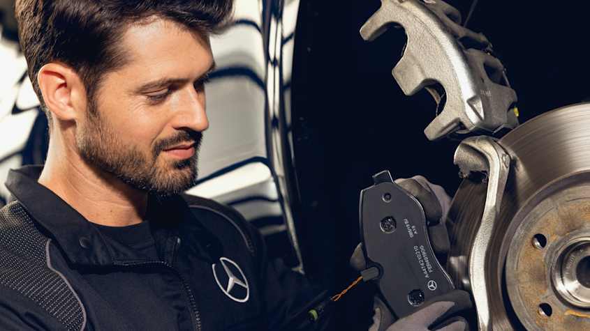 Mercedes-Benz GenuineParts